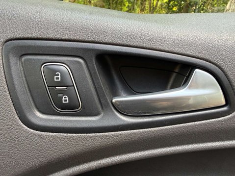 Ford Transit Connect 1.5 Transit Connect 200 Limited TDCi 35