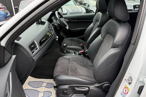 Audi Q3 TDI QUATTRO BLACK EDITION - PAN ROOF - 20 INCH ALLOYS 15