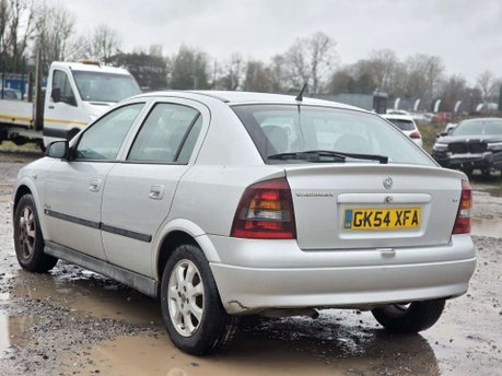 Vauxhall Astra 1.4i 16v Enjoy Hatchback 5dr Petrol Manual (167 g/km, 89 bhp) 4