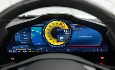 Ferrari SF90 Spider 27