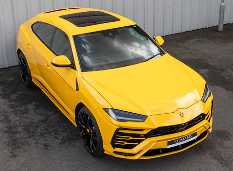 Lamborghini Urus 8