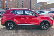 MG ZS EXCLUSIVE T-GDI.. MAIN DEALER SERVICE HISTORY.. STUNNING EXAMPLE 9