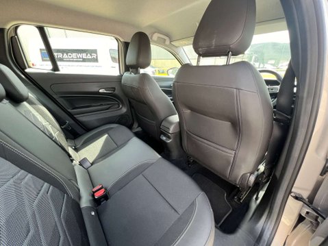 Jeep Avenger 1.2 Avenger Altitude 5dr *NATIONAL DELIVERY* 26