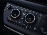 Land Rover Defender 110 Hard Top X-Dynamic HSE 16