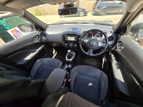 Nissan Juke 1.6 Bose Personal Edition Euro 6 5dr 3