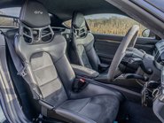 Porsche 718 Cayman GT4 11