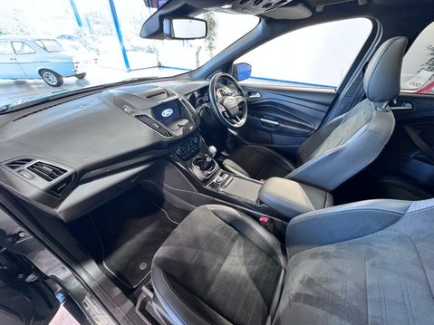 Ford Kuga 1.5 TDCi ST-Line X SUV 5dr Diesel Manual Euro 6 (s/s) (120 ps) 37