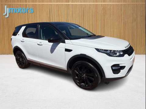 Land Rover Discovery Sport 2.0 TD4 HSE Black SUV 5dr Diesel Auto 4WD Euro 6 (s/s) (180 ps) 16