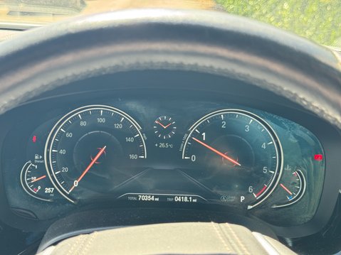 BMW 5 Series (Sold) 530d 3.0 SE Saloon 4dr Diesel Auto xDrive Euro 6 (s/s) (265 ps) 15