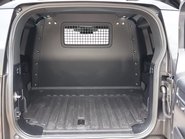 Land Rover Defender 90 HARD TOP X-DYNAMIC HSE STYLED BY SEEKER SUPER LOW MILES  22