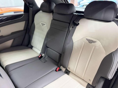 Bentley Bentayga 4.0 V8 SUV 5dr Petrol Auto 4WD Euro 6 (s/s) (550 ps) 44