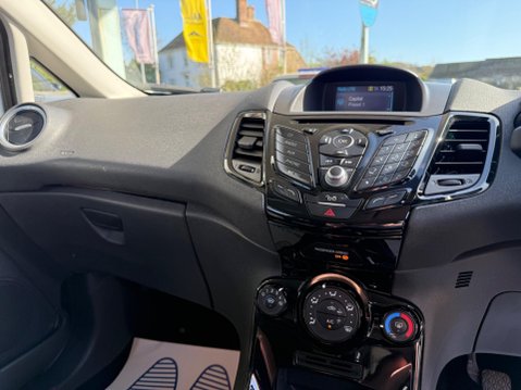 Ford Fiesta 1.25 Zetec Euro 6 3dr 17