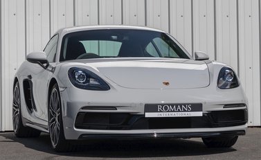Porsche 718 Cayman GTS 1