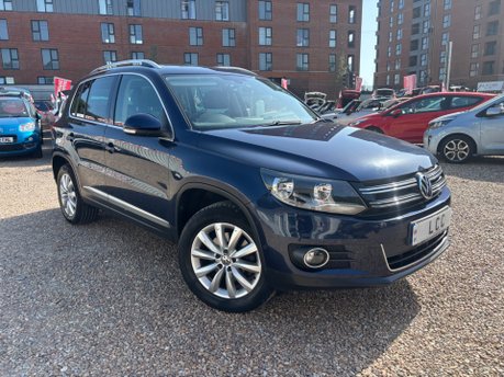 Volkswagen Tiguan  2.0 TDI BLUEMOTION TECH MATCH 4MOTION..LEATHER AND SUNROOF 