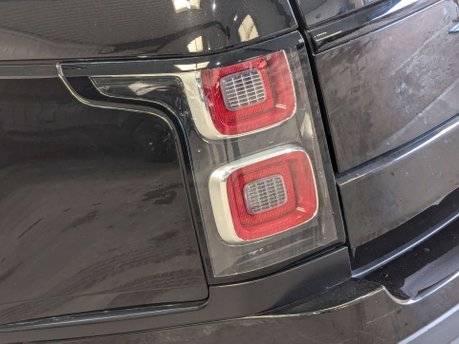 Land Rover Range Rover 4.4 Range Rover Vogue SE SDV8 Auto 4WD 5dr 42