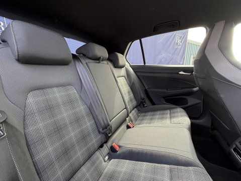 Volkswagen Golf 2.0 TDI GTD Hatchback 5dr Diesel DSG Euro 6 (s/s) (200 ps) 22