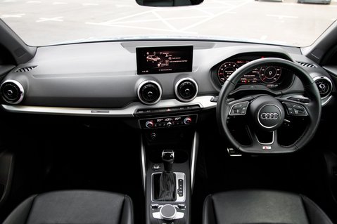 Audi Q2 TFSI S LINE BLACK EDITION 3