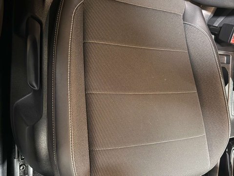 Volkswagen T-Cross 1.0 T-Cross Black Edition TSi 5dr 37