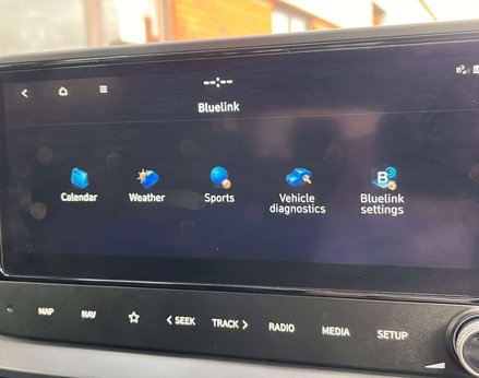 Hyundai BAYON 1.0 Bayon Ultimate TGDi MHEV Auto 5dr 46