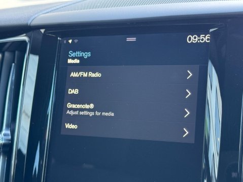 Volvo XC60 2.0 D4 R-Design AWD Euro 6 (s/s) 5dr 26