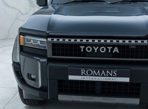 Toyota Land Cruiser Invincible 41