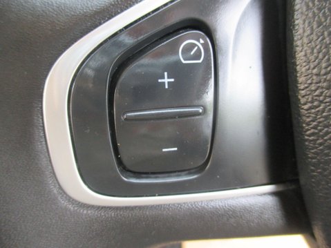 Renault Captur 0.9 TCe ENERGY Dynamique Nav Euro 6 (s/s) 5dr 30