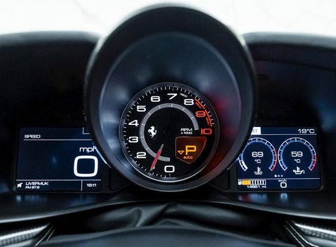 Ferrari GTC4 Lusso V12 15