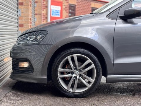 Volkswagen Polo 1.2 TSI BlueMotion Tech R-Line Hatchback 5dr Petrol Manual Euro 6 (s/s) (90 28