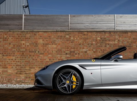 Ferrari California T 27