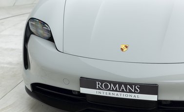 Porsche Taycan 4S 25
