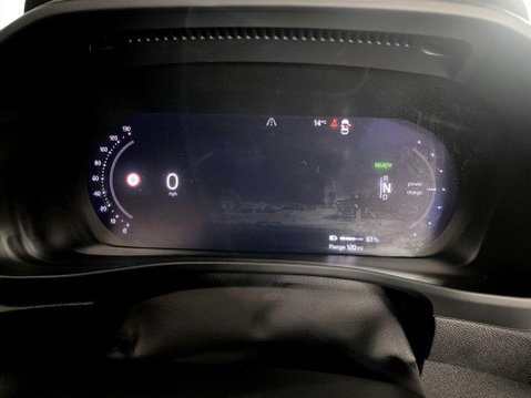 Volvo XC40 Recharge 69kWh Core SUV 5dr Electric Auto (231 ps) Cruise Control - DAB Ra 13