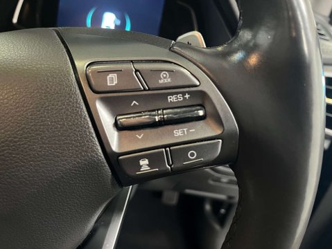 Hyundai IONIQ 1.6 IONIQ First Edition FHEV Semi-Auto 5dr 16