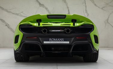 McLaren 675LT 5