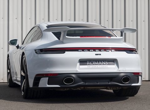 Porsche 911 (992) Carrera 4S 3