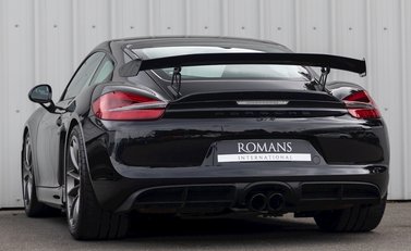 Porsche Cayman GT4 (718) 3