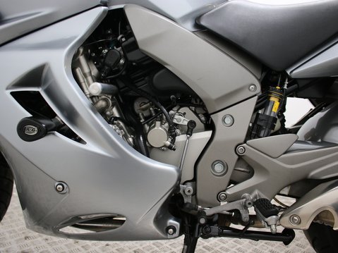 Honda CBF1000 CBF 1000 A-A 34