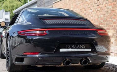 Porsche 911 (991.2) Targa 4 GTS 27