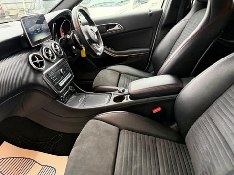 Mercedes-Benz A Class 2.1 A200d AMG Line (Premium) 7G-DCT Euro 6 (s/s) 5dr 31