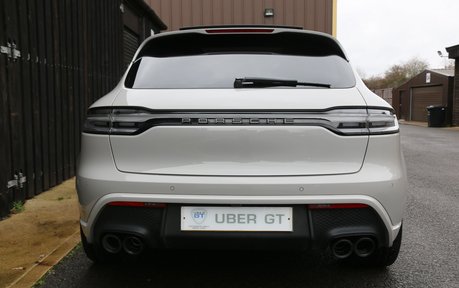 Porsche Macan T PDK - 1 Owner - Incredible Specification 9