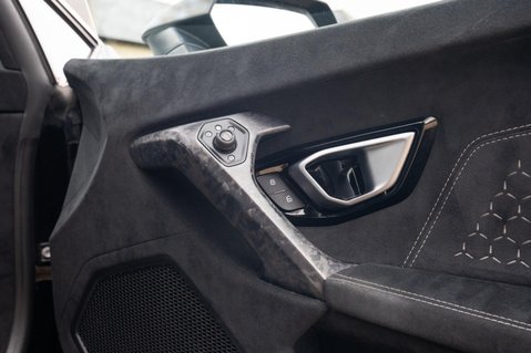 Lamborghini Huracan 5.2 V10 LP 640-4 Performante LDF 4WD Euro 6 (s/s) 2dr 21