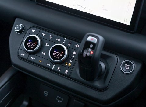 Land Rover Defender 110 X P400 22
