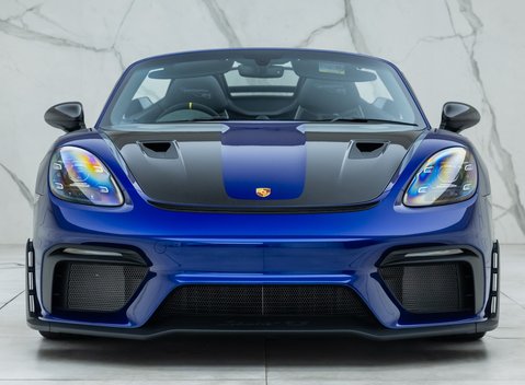 Porsche 718 Spyder RS 7