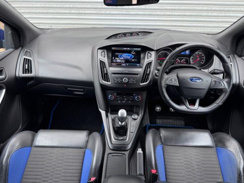 Ford Focus 2.0 TDCi ST-2 Hatchback 5dr Diesel Manual Euro 6 (s/s) (185 ps) 36