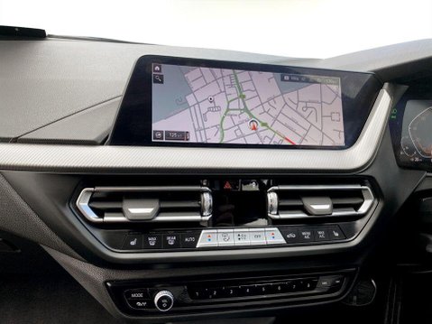 BMW 1 Series 1.5 118i M Sport (LCP) Hatchback 5dr Petrol DCT Euro 6 (s/s) (136 ps) 18