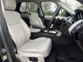 Land Rover Discovery TD6 HSE 8