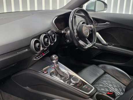 Audi TT 2.0 TFSI Coupe 3dr Petrol S Tronic quattro Euro 6 (s/s) (310 ps) 4