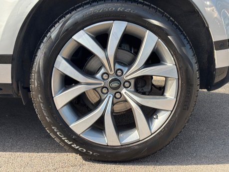 Land Rover Range Rover Evoque 2.0 P200 MHEV R-Dynamic SE SUV 5dr Petrol Auto 4WD Euro 6 (s/s) (200 ps) 7