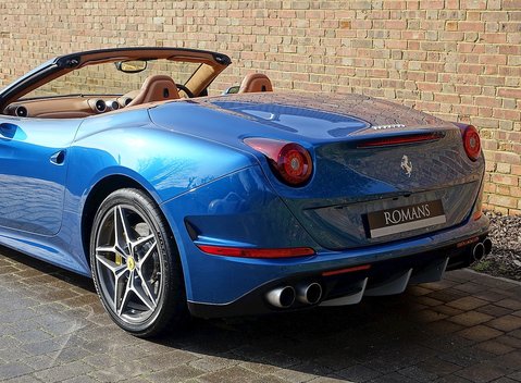 Ferrari California T 11