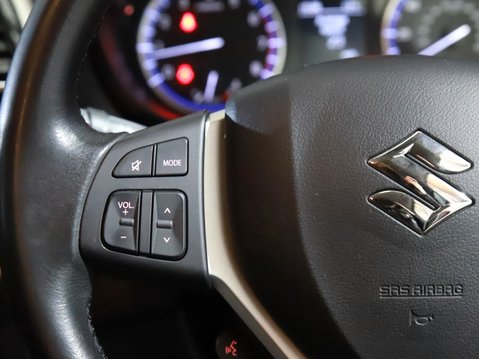 Suzuki SX4 S-Cross 1.4 Boosterjet 48V Hybrid SZ-T 5dr 27