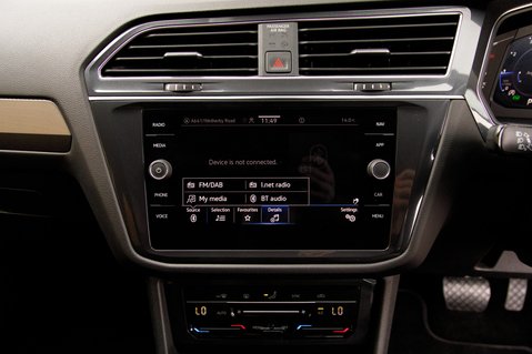 Volkswagen Tiguan Allspace LIFE TSI DSG 25